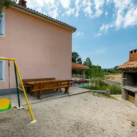 Dobrila * Vrh (Krk)