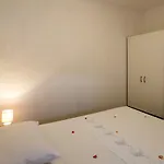 Dobrila * Vrh (Krk)