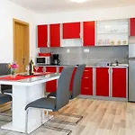 Dobrila * Vrh (Krk)