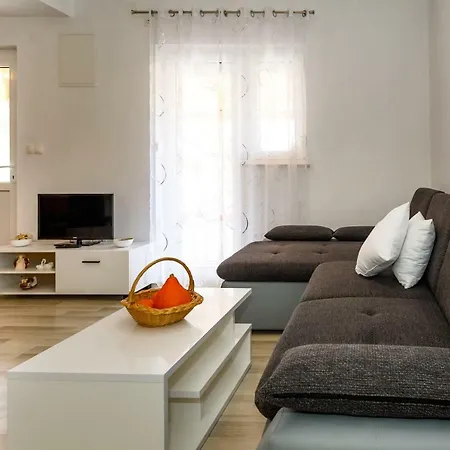 Appartement Dobrila